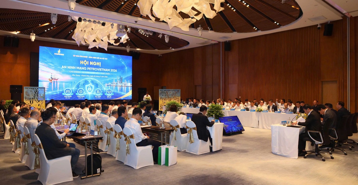 Các đại biểu tham dự Hội nghị
